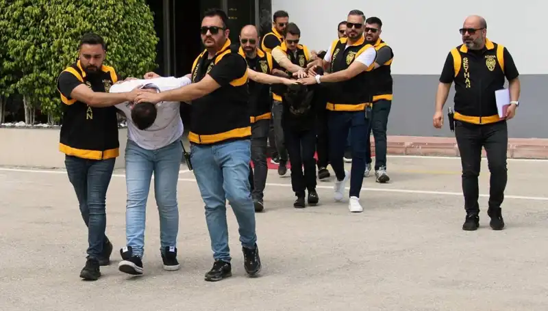 İş İnsanı Bu Sefer Aşk Tuzağına Düştü: Şok Edici Olay!
