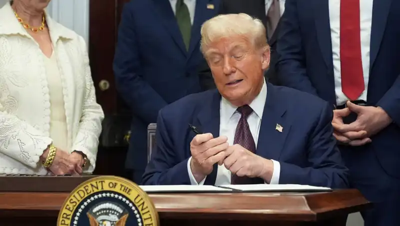 Trump’tan Beyaz Saray’a Lüks Yenileme Projesi: 200 Milyon Dolarlık Dokunuş