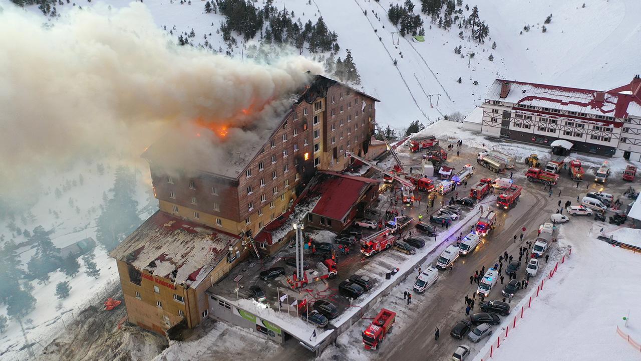 Kartalkaya Kayak Merkezi'nde Otelle Otel Yangını: 10 Ölü, 32 Yaralı