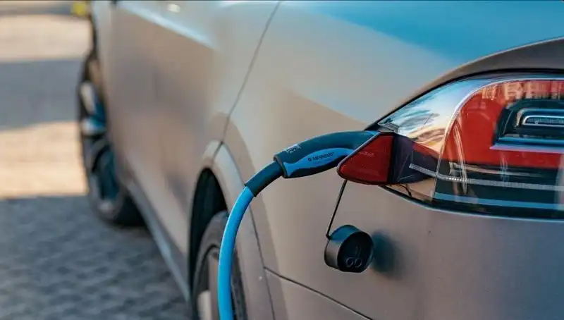 Elektrikli Araç Alımında Düşüş: Tüketici Tercihleri Değişiyor mu?
