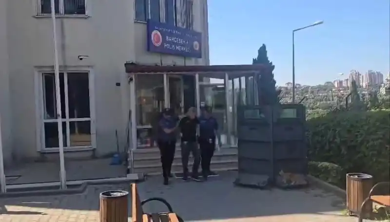 Başakşehir'de Şok Edici Kadın Cinayeti: Sokaklar Yasta!