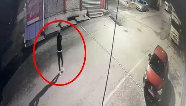 Kıraathaneye Art Arda Kurşun Yağdıran Saldırganın İzleri Peşinde