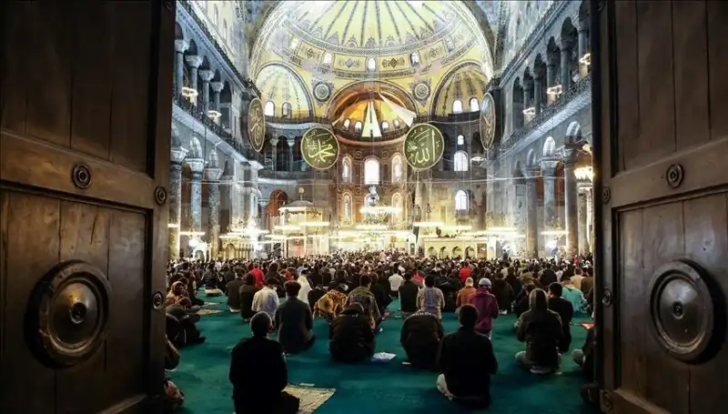 2025 Ramazan Bayramı Arefesi: Ne Zaman ve Neler Yapılmalı?