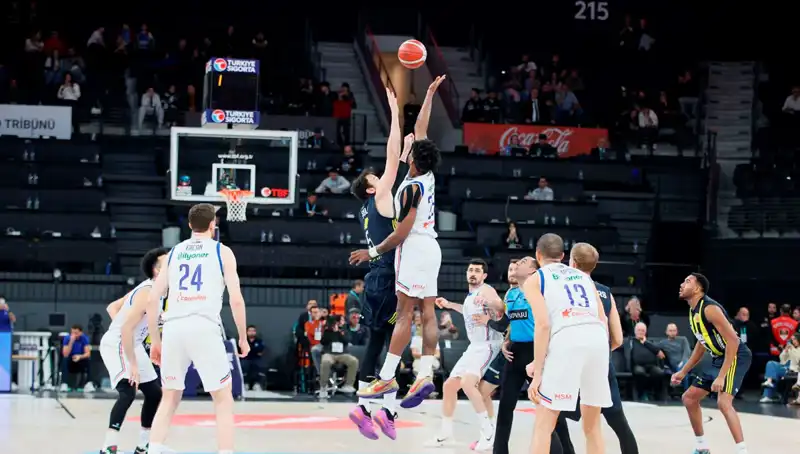 Anadolu Efes ve Panathinaikos, Avrupa Basketbol Sahnesinde Karşılaşıyor!