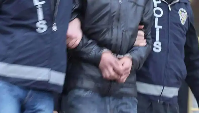 Osmaniye'de Uyuşturucu Operasyonunda 7 Kişi Tutuklandı, Bölgede Şok Etkisi Yarattı