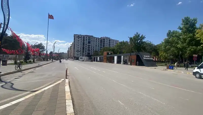 Elazığ'da Sokaklar Neden Boş? Şehirdeki Gelişmeler Dikkat Çekiyor