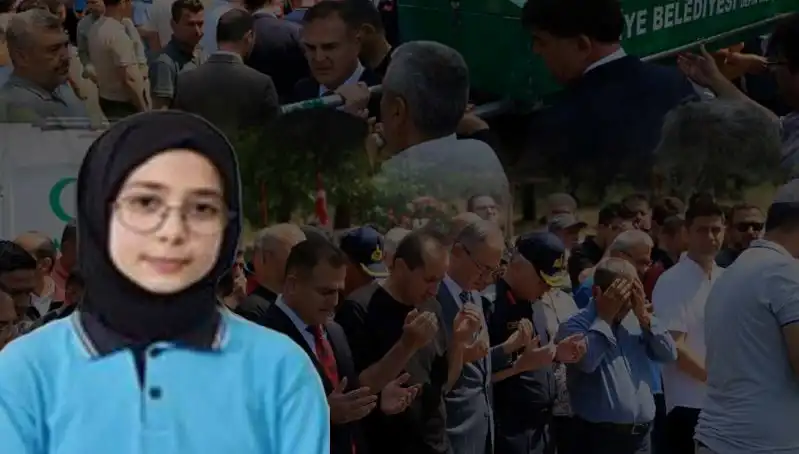 Marmaris Depremi: Hayatını Kaybeden Genç Kadın Gözyaşları İçinde Uğurlandı
