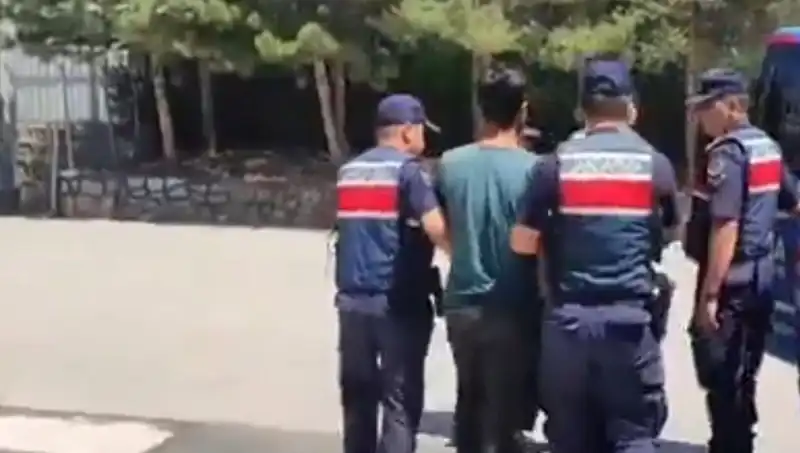 14 İlde DAEŞ Operasyonu: Güvenlik Güçleri 26 Kişiyi Gözaltına Aldı!