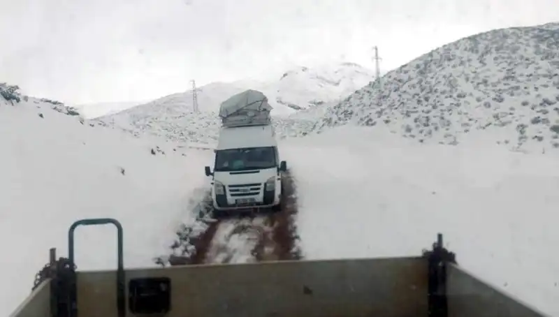Nisan Ortasında Gelen Kar: Bahar Havasına Ters Düşen Durum