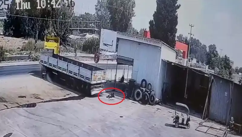16 Yaşındaki Çocuk İşçi Tamirhanede Korkunç Bir Kazada Hayatını Kaybetti