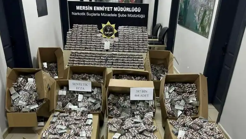 Mersin'de Şok Baskın! 387 Bin Uyuşturucu Hap Ele Geçirildi