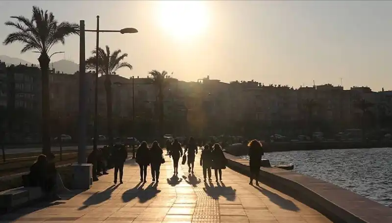 Hafta Sonu Hava Durumu: Yağmur Mu, Güneş Mi?