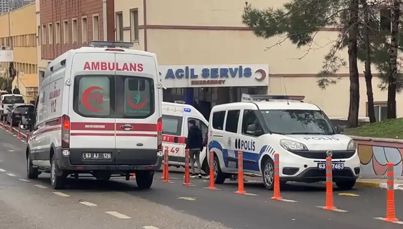 Şanlıurfa'da Feci Kaza: Elektrik Akımına Kapılan Genç Adamın Hayatı Tehlikeye Girdi
