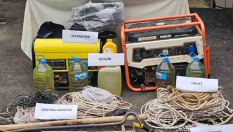 Kaçak Kazı ve Uyuşturucu Operasyonu: Şok Gelişme, 9 Kişi Yakalandı!